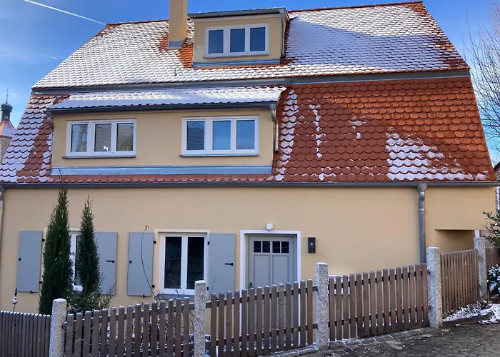 Burg Ξενοδοχείο 4*