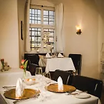 Hotel Burg 4*