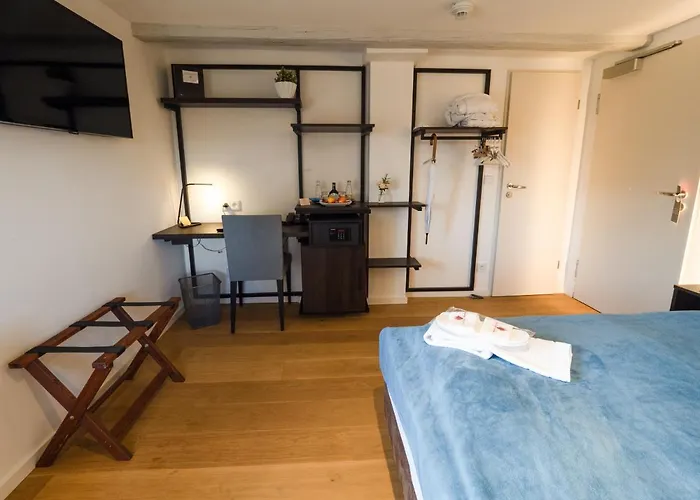 Burg Ξενοδοχείο